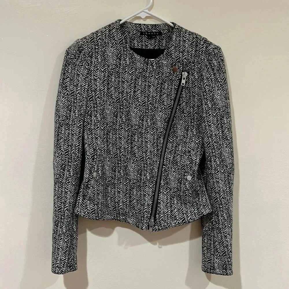 Theory Joean Herringbone Leather Trim Moto Jacket Size 2 white and black